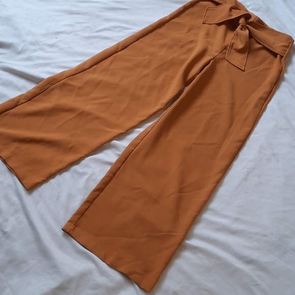mosaic and co Pants - ❤Mosaic and Co sz med paperbag waist mustard pant